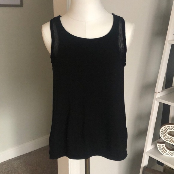 𝅺BLACK Athletic Tank top - Picture 1 of 3